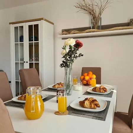 Valery Apartman