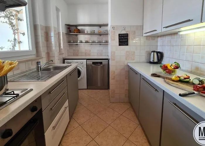 Valery Apartman
